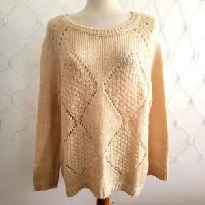 Cozy Knit Cream Sweater • Creamy Beige • Roomy and Soft • Size XL
